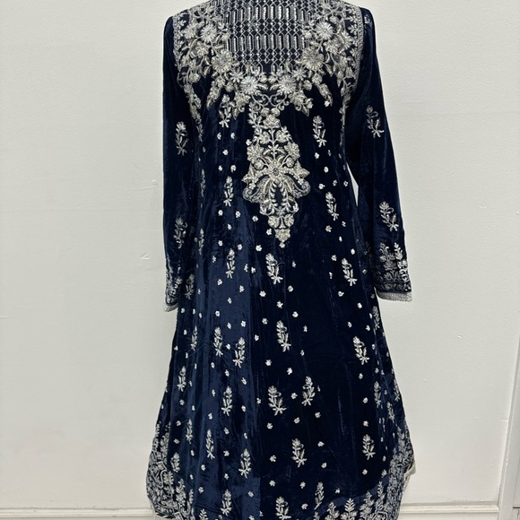 Asim Jofa Wedding Collection Dress Suit - Picture 3 of 3